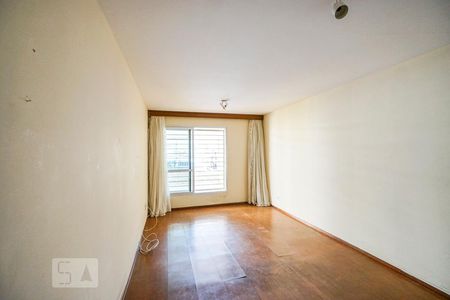 Sala de estar de casa à venda com 3 quartos, 130m² em Jardim Vila Formosa, São Paulo