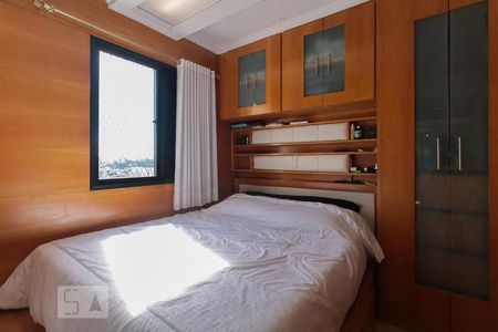 Quarto 1 de apartamento à venda com 2 quartos, 50m² em Jardim Celeste, São Paulo