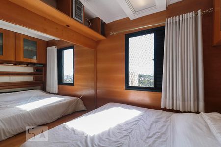 Quarto 1 de apartamento à venda com 2 quartos, 50m² em Jardim Celeste, São Paulo