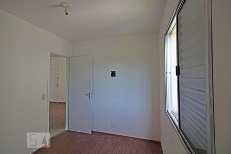 Quarto 1 de apartamento para alugar com 2 quartos, 45m² em Jardim Leonor, Cotia