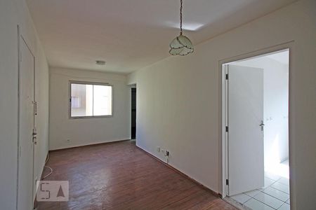 Sala de apartamento para alugar com 2 quartos, 45m² em Jardim Leonor, Cotia