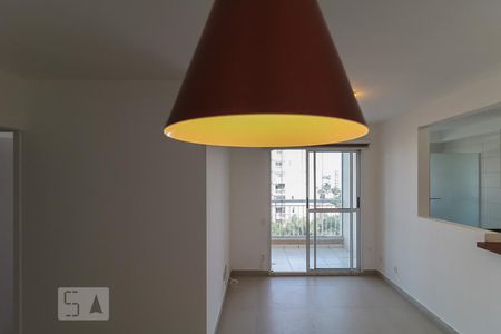 Sala de apartamento para alugar com 2 quartos, 64m² em Vila Polopoli, São Paulo