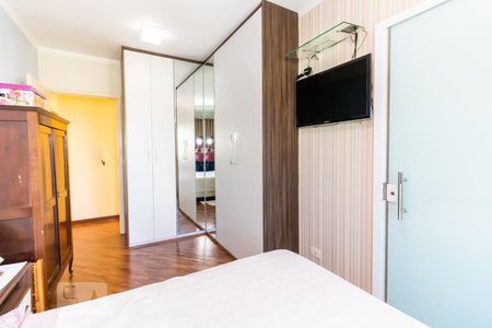 Suíte 1 de casa de condomínio à venda com 2 quartos, 160m² em Vila Leonor, São Paulo