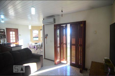 Sala de casa à venda com 3 quartos, 120m² em Estância Velha, Canoas