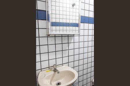 Banheiro de apartamento à venda com 12 quartos, 194m² em Vila Yolanda, Osasco