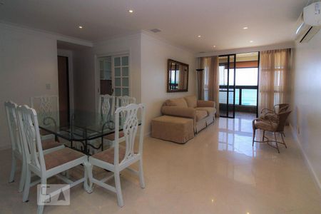 Sala de apartamento à venda com 4 quartos, 143m² em Barra da Tijuca, Rio de Janeiro