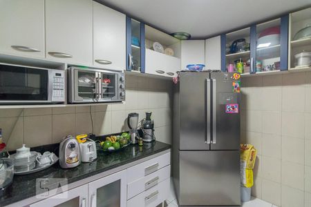 Casa para alugar com 100m², 3 quartos e 3 vagas Casa para alugar com 100m², 3 quartos e 3 vagasCozinha