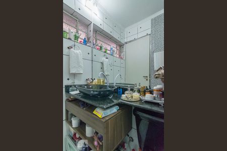 Banheiro da Suíte de casa para alugar com 3 quartos, 100m² em Vila Guiomar, Santo André