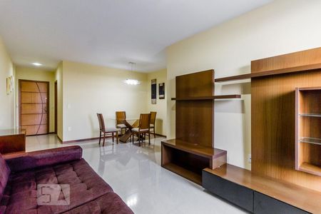 Sala de apartamento para alugar com 3 quartos, 127m² em Jardim Guanabara, Rio de Janeiro