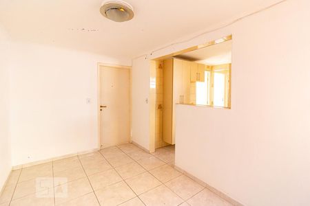 Sala de apartamento para alugar com 3 quartos, 55m² em Conjunto Habitacional Padre Manoel de Paiva, São Paulo