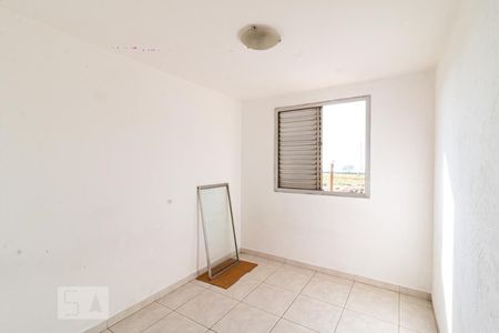 Quarto 2 de apartamento para alugar com 3 quartos, 55m² em Conjunto Habitacional Padre Manoel de Paiva, São Paulo