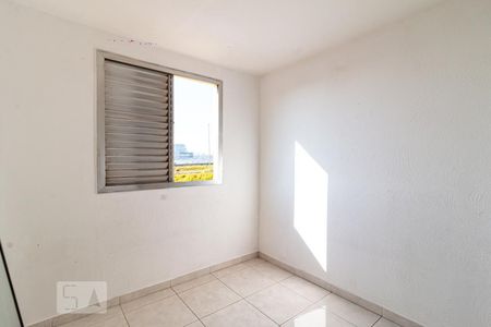 Quarto 2 de apartamento para alugar com 3 quartos, 55m² em Conjunto Habitacional Padre Manoel de Paiva, São Paulo