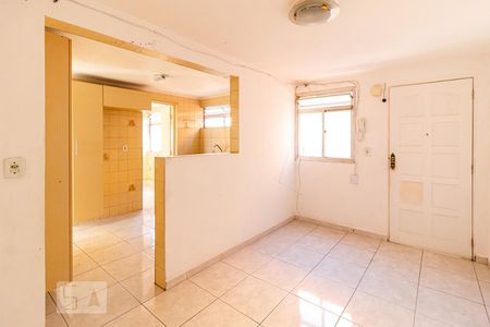 Sala de apartamento para alugar com 3 quartos, 55m² em Conjunto Habitacional Padre Manoel de Paiva, São Paulo