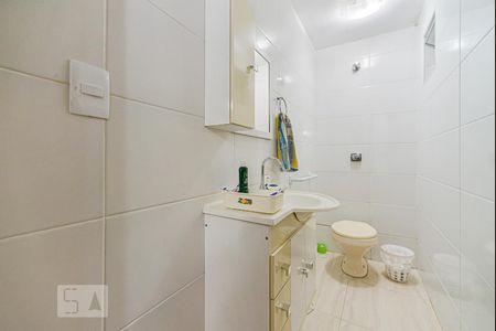 Lavabo da Sala de casa à venda com 2 quartos, 140m² em Bosque da Saúde, São Paulo