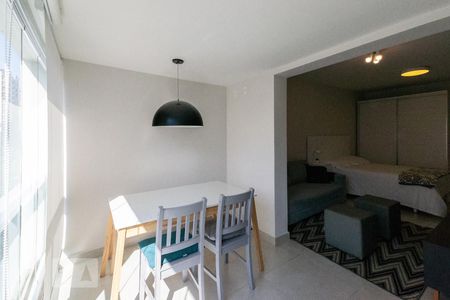 Varanda de kitnet/studio à venda com 1 quarto, 37m² em Moema, São Paulo