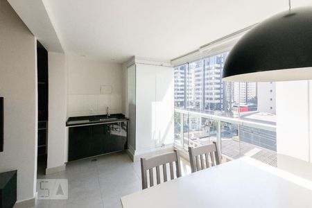 Varanda de kitnet/studio à venda com 1 quarto, 37m² em Moema, São Paulo