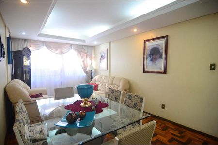 Sala de apartamento à venda com 3 quartos, 130m² em Centro, Canoas