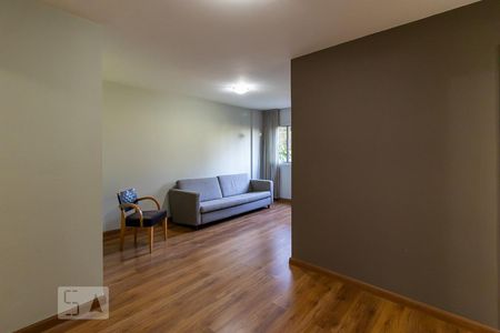 Sala de apartamento à venda com 3 quartos, 70m² em Vila Indiana, São Paulo