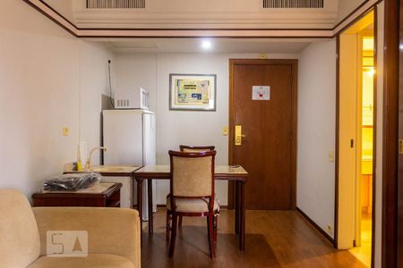 Cozinha de apartamento à venda com 1 quarto, 30m² em Cidade Monções, São Paulo