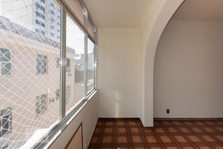 Sala de apartamento à venda com 3 quartos, 90m² em Grajau, Rio de Janeiro