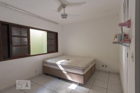 Suíte de casa à venda com 3 quartos, 200m² em Jardim Campos Eliseos, Campinas