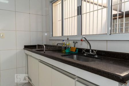 Cozinha de casa de condomínio à venda com 3 quartos, 120m² em Vila Regente Feijó, São Paulo