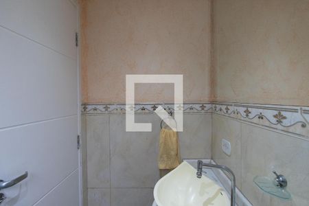 Lavabo de casa de condomínio para alugar com 3 quartos, 109m² em Vila Nova Mazzei, São Paulo