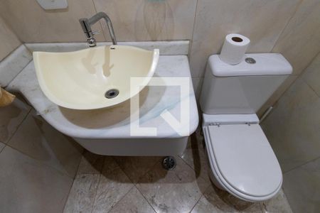 Lavabo de casa de condomínio para alugar com 3 quartos, 109m² em Vila Nova Mazzei, São Paulo