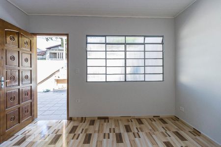 Sala Comercial na Rua Domingos de Santa Maria, Vila Guarani em São