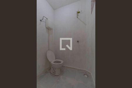 Banheiro de apartamento para alugar com 1 quarto, 20m² em Vila Lais, São Paulo