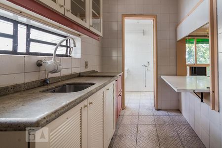 Cozinha de apartamento à venda com 2 quartos, 56m² em Nonoai, Porto Alegre