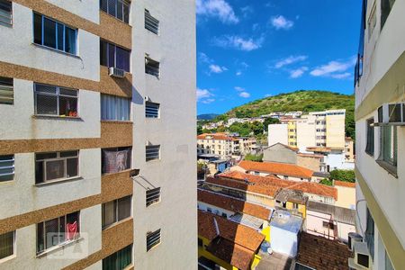 Vista de apartamento à venda com 2 quartos, 55m² em Rocha, Rio de Janeiro