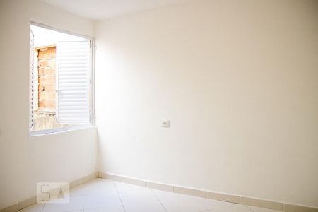 Casa para alugar com 30m², 1 quarto e sem vagaQuarto