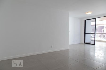 Sala de apartamento para alugar com 3 quartos, 90m² em Recreio dos Bandeirantes, Rio de Janeiro