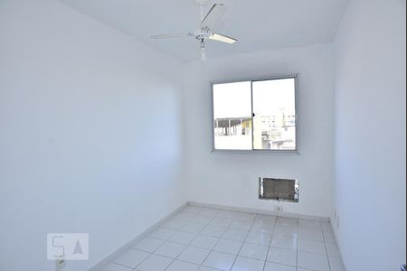 Quarto 1 de apartamento à venda com 3 quartos, 74m² em Taquara, Rio de Janeiro