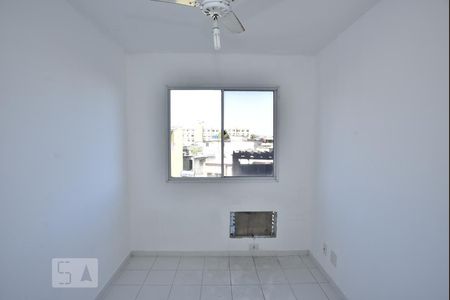 Quarto 1 de apartamento à venda com 3 quartos, 74m² em Taquara, Rio de Janeiro
