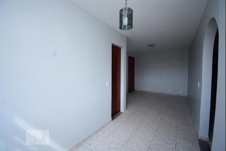 Sala de apartamento para alugar com 2 quartos, 62m² em Guará I, Brasília