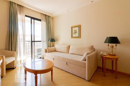 Sala de apartamento para alugar com 1 quarto, 38m² em Indianópolis, São Paulo