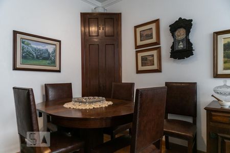 Sala de apartamento para alugar com 2 quartos, 110m² em Gonzaga, Santos