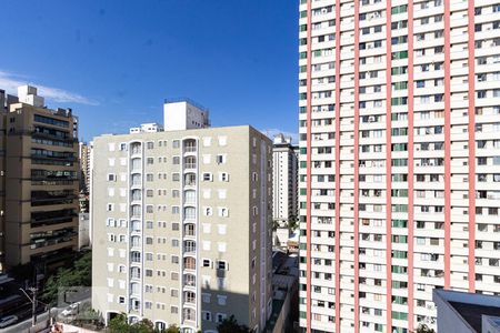 Varanda - Vista de apartamento à venda com 1 quarto, 38m² em Cerqueira César, São Paulo