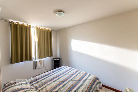 Quarto 2 de apartamento para alugar com 2 quartos, 60m² em Ingá, Niterói