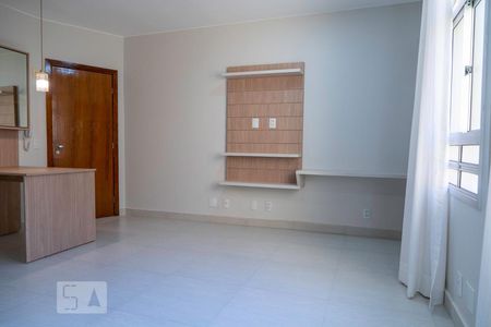 Sala de kitnet/studio para alugar com 1 quarto, 28m² em Setor Sudoeste, Brasília