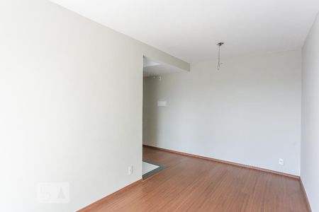 Sala de Estar de apartamento à venda com 2 quartos, 55m² em Jardim Roberto, Osasco