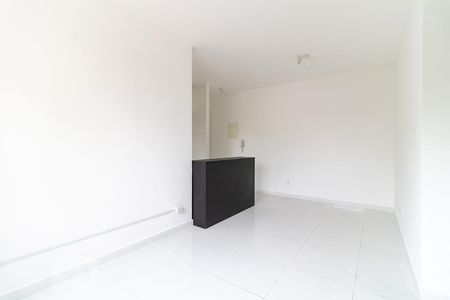 Sala de apartamento para alugar com 2 quartos, 45m² em Liberdade, São Paulo