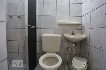 Banheiro de casa para alugar com 1 quarto, 35m² em Vila Indiana, São Paulo