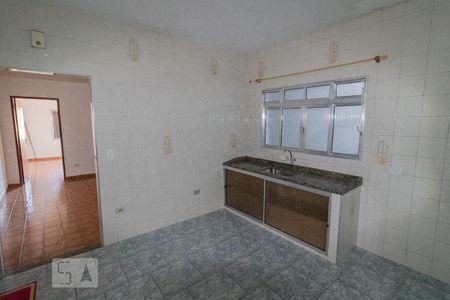 Cozinha de casa para alugar com 1 quarto, 50m² em Vila Roque, São Paulo