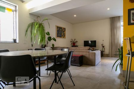 Sala de apartamento para alugar com 3 quartos, 120m² em Santo Agostinho, Belo Horizonte