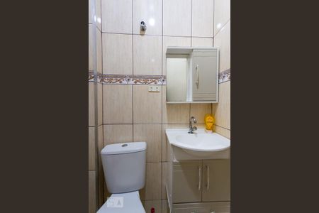 Casa à venda com 250m², 5 quartos e 2 vagas Casa à venda com 250m², 5 quartos e 2 vagasBanheiro