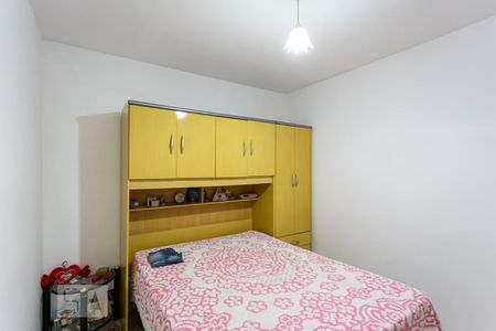 Casa à venda com 250m², 5 quartos e 2 vagas Casa à venda com 250m², 5 quartos e 2 vagasQuarto