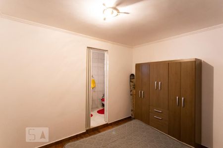 Casa à venda com 250m², 5 quartos e 2 vagas Casa à venda com 250m², 5 quartos e 2 vagasSuíte 2